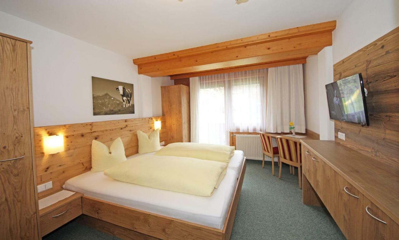 Gasthof Pension Rose Virgen Exterior foto